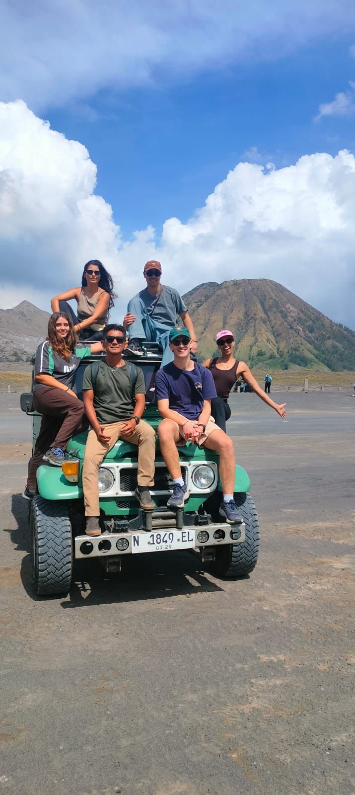 Bromo-tumpaksewu-package